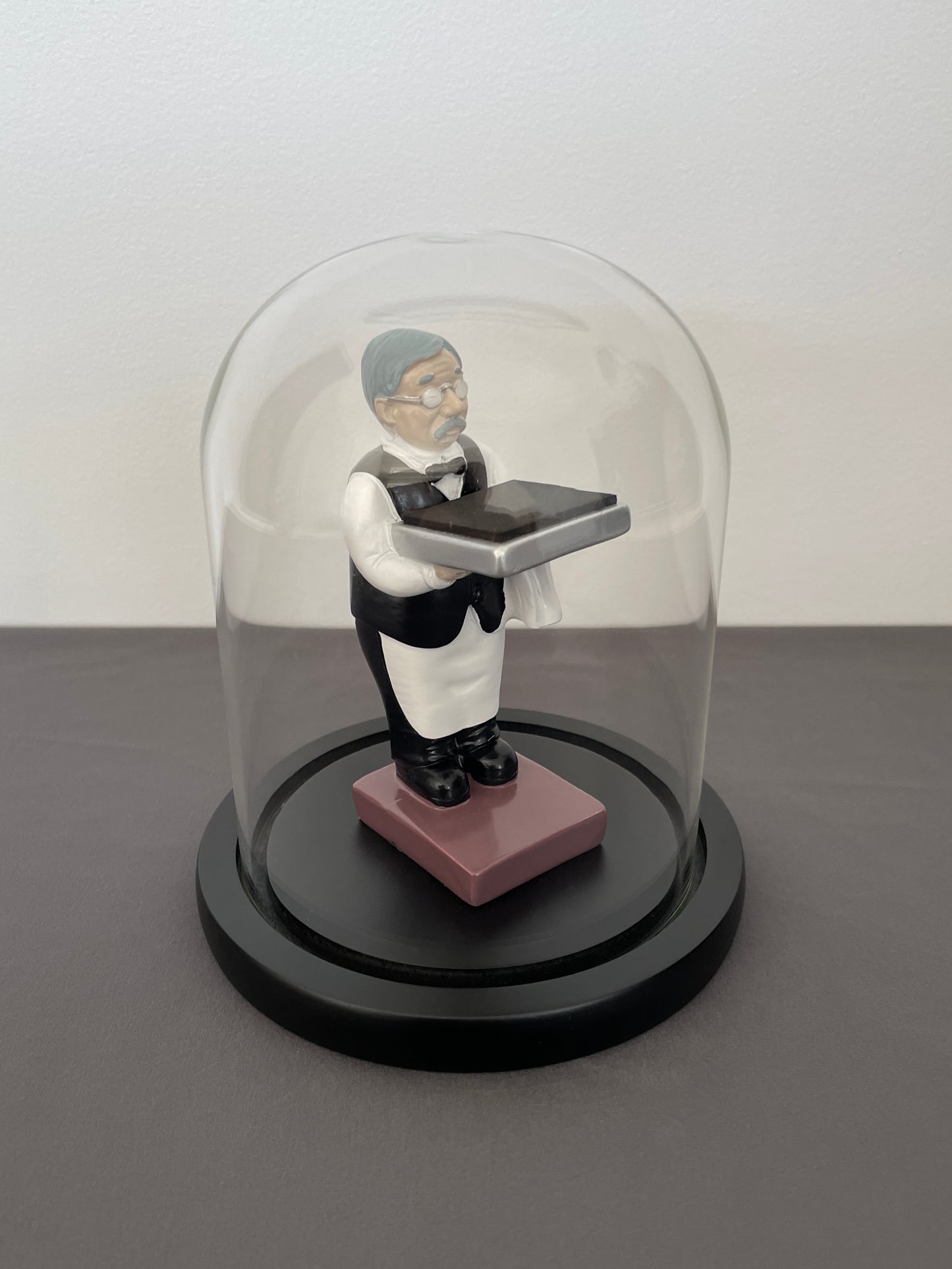 Butler Resin Watch Stand