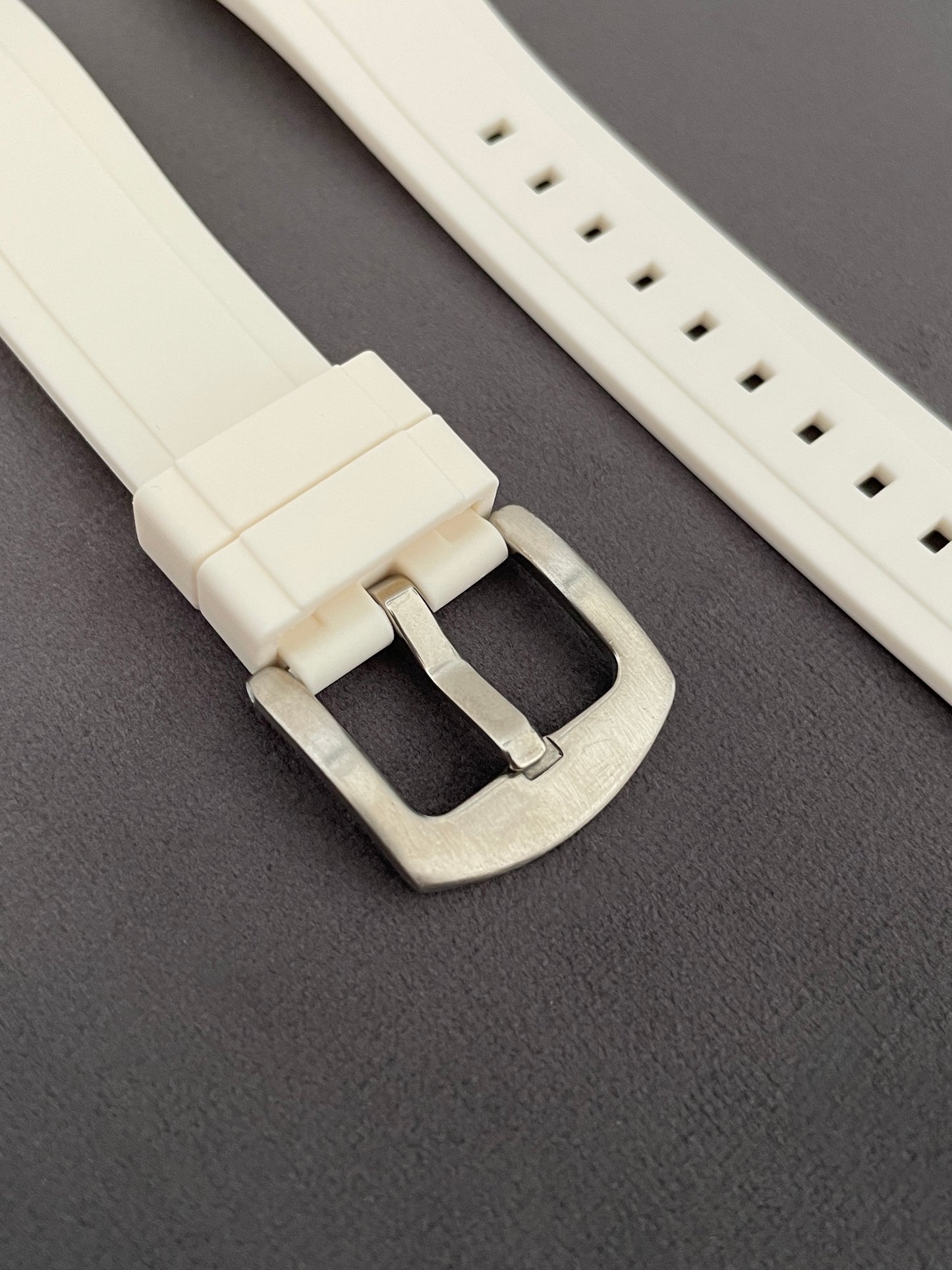 White Rubber Strap 20mm, 22mm, 24mm