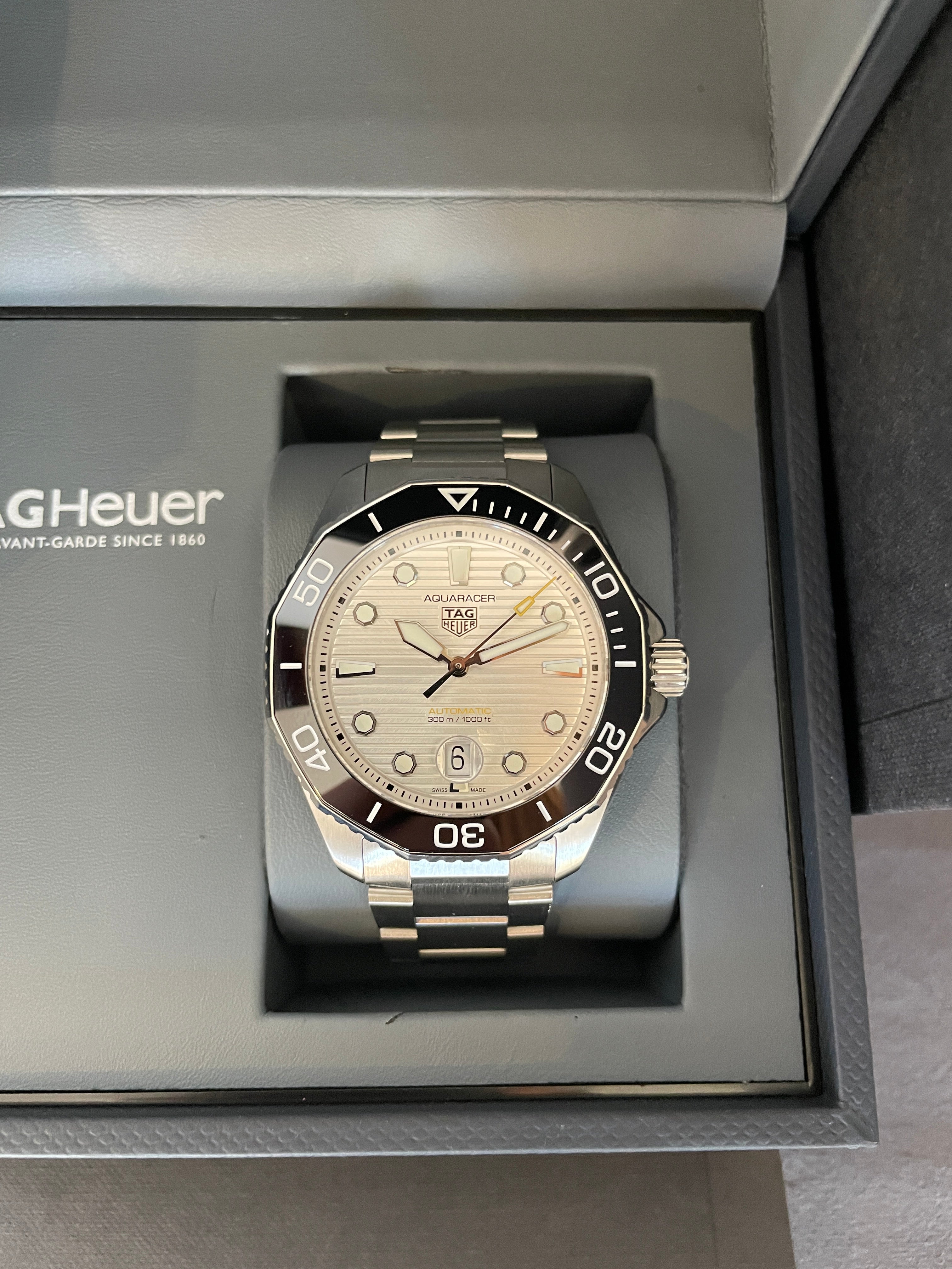 Tag Heuer Aquaracer Professional 300 Impeccable Time