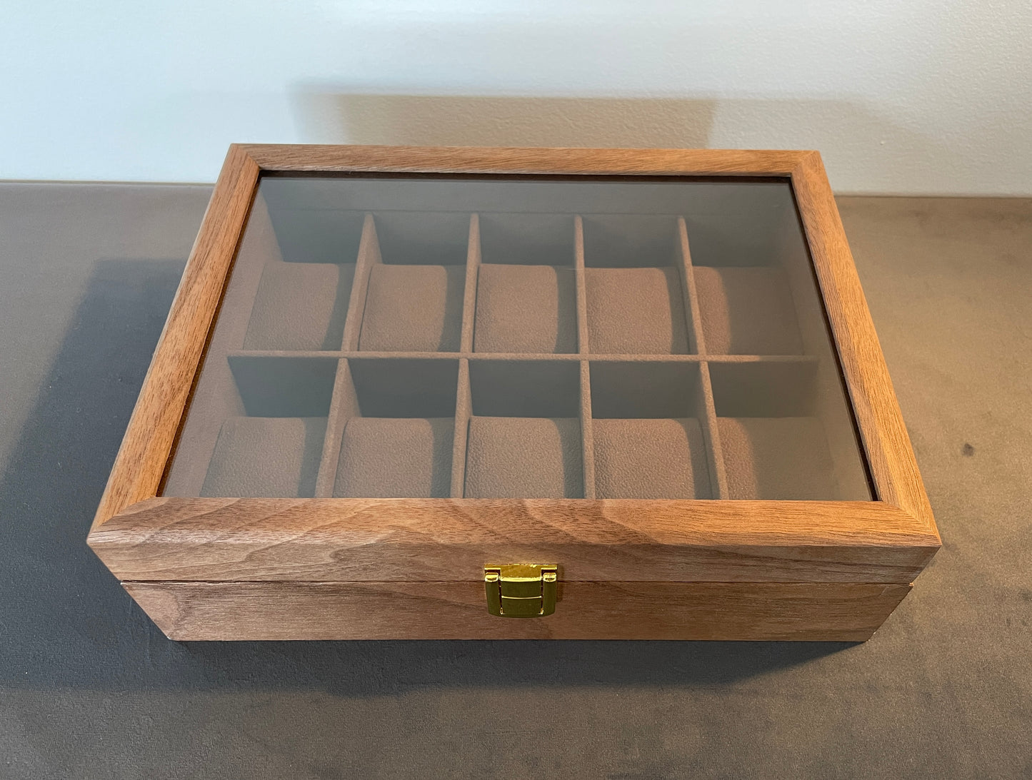 Wooden Watch Display Case 10 Slot